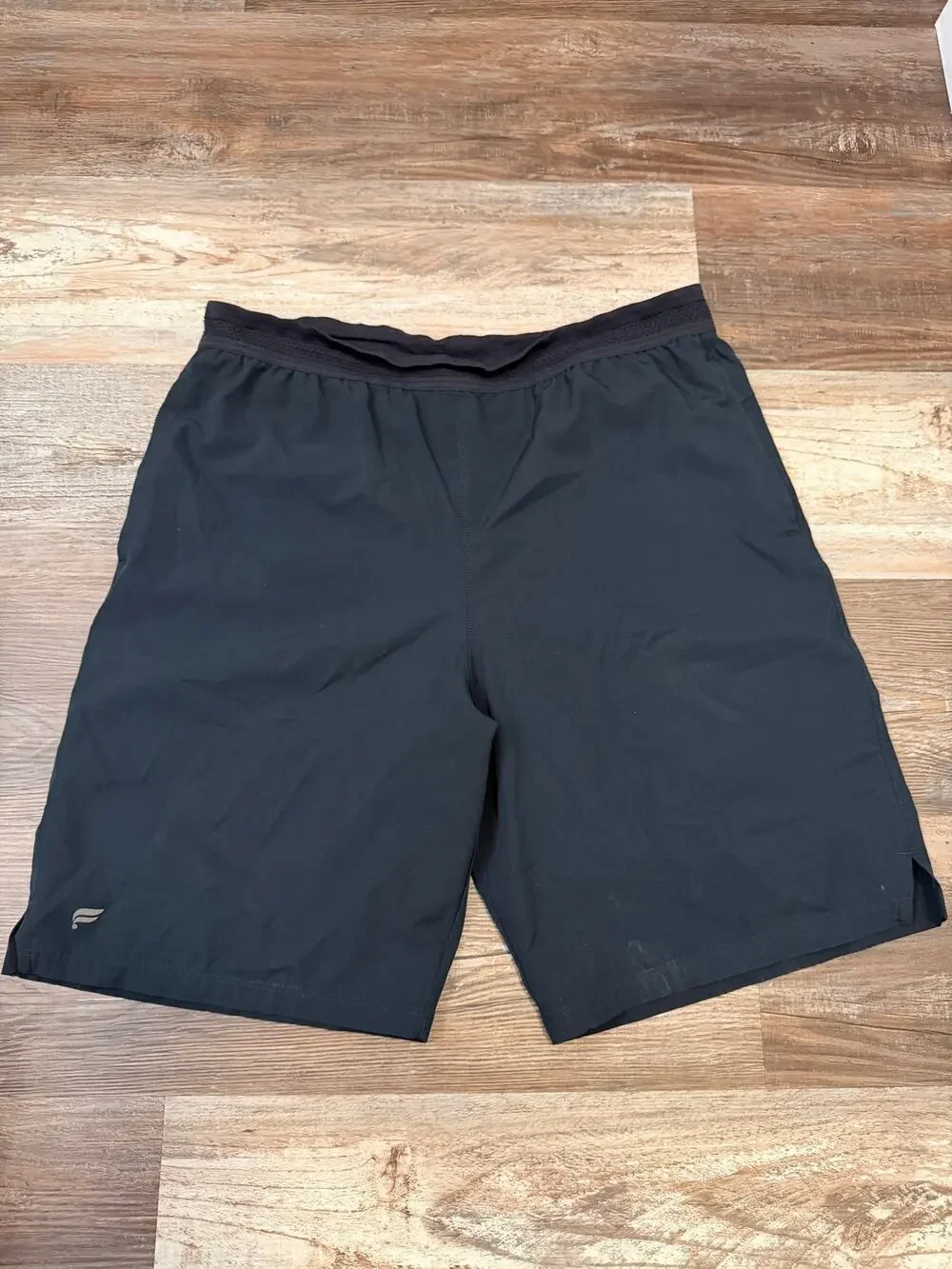 Fabletics Fundamental shorts mens size 34/M in black lined 9in inseam EUC